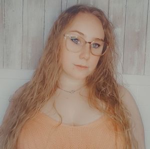 Meet your Posher, Audrey-ann